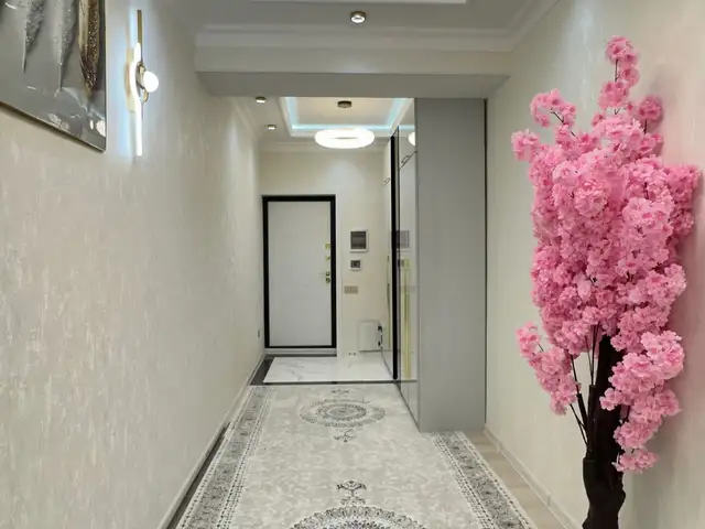 3-комн. квартира, 2 этаж, 70 м², Сино, 102 мкр родоми 3, Душанбе