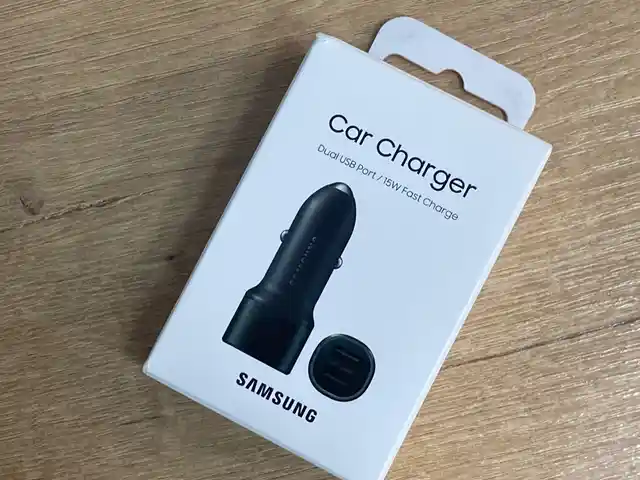 Зарядное устройства Galaxy Car Charger 15W, Худжанд