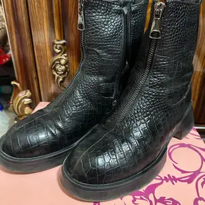Женские сапоги, Хуҷанд