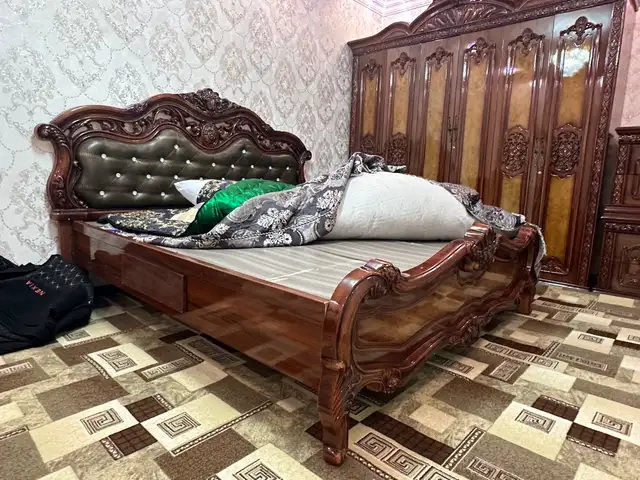 Спальный гарнитур, Ҷалолиддин Балхӣ (Румӣ)