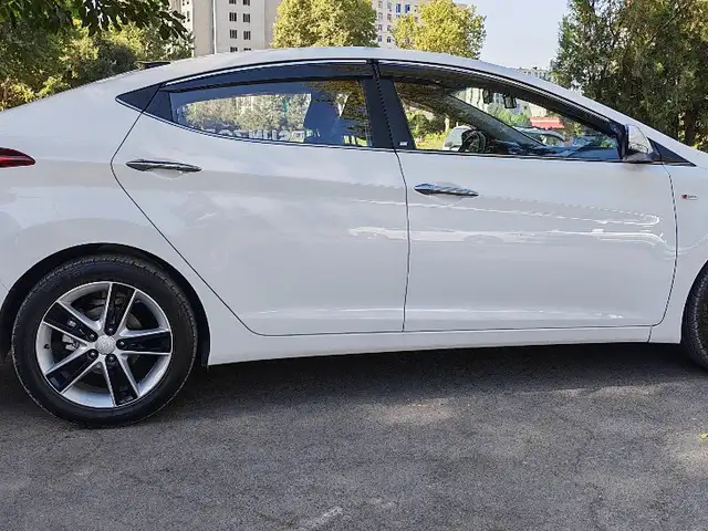 Hyundai Avante, 2014, Турсунзаде - 6