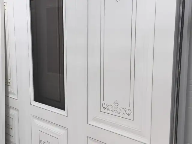 Классическая дверь, Душанбе
