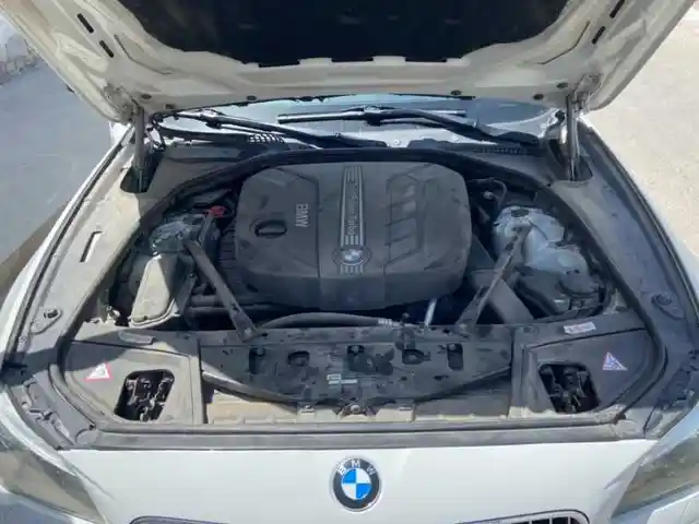 Защитник пластмасс BMW F10, Хуҷанд