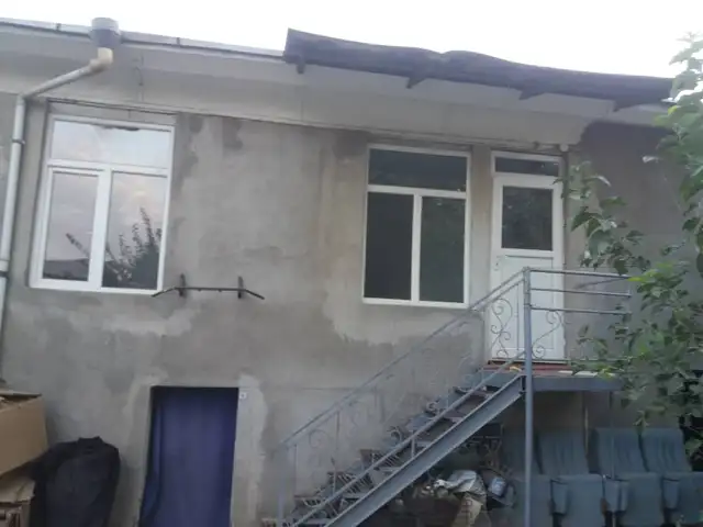 Комната в 2-этажном, 2 комнатном доме, 30 м², Шохмансур, Душанбе