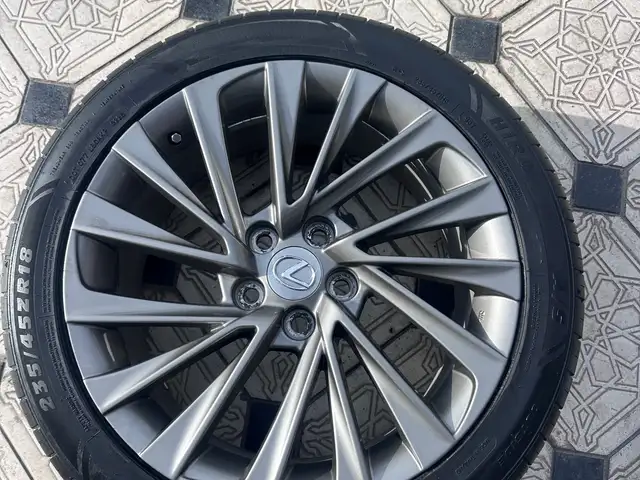 Шины и диски R18 Lexus, Душанбе