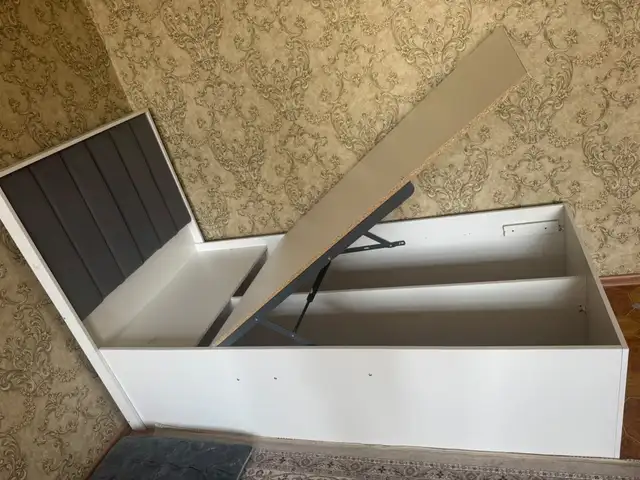 Односпальная кровать, Душанбе