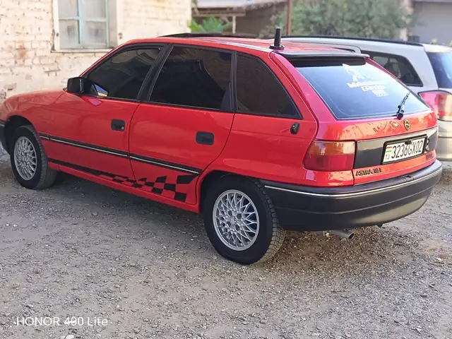 Opel Astra F