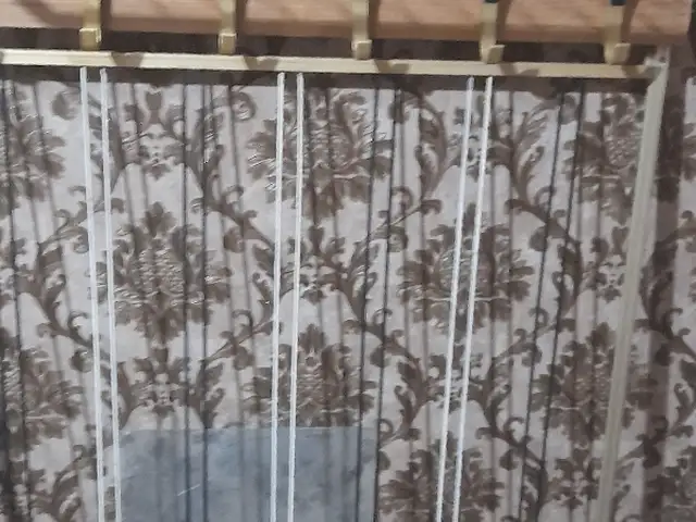 Вешалка, Душанбе