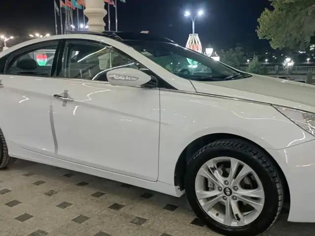 Hyundai Sonata, 2011, Худжанд - 9