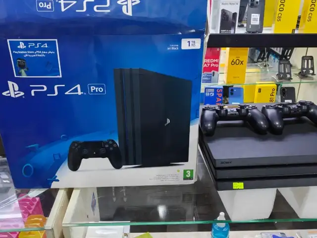 Игровая приставка Sony PlayStation 4 Pro, Кӯлоб