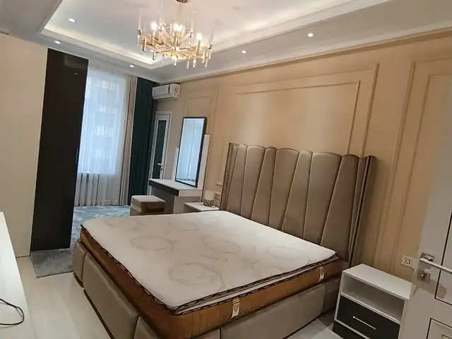 3-комн. квартира, 4 этаж, 120м², Дом печать, Душанбе