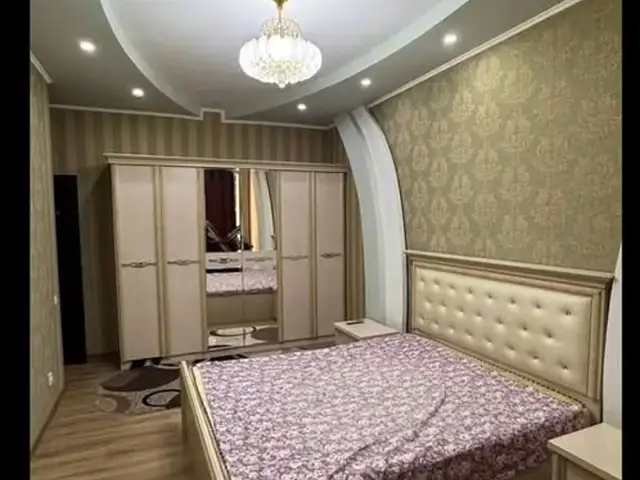 3-комн. квартира, 4 этаж, 122м², сомони, Душанбе