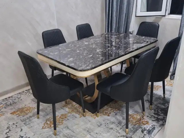 Стол и стулья, Душанбе