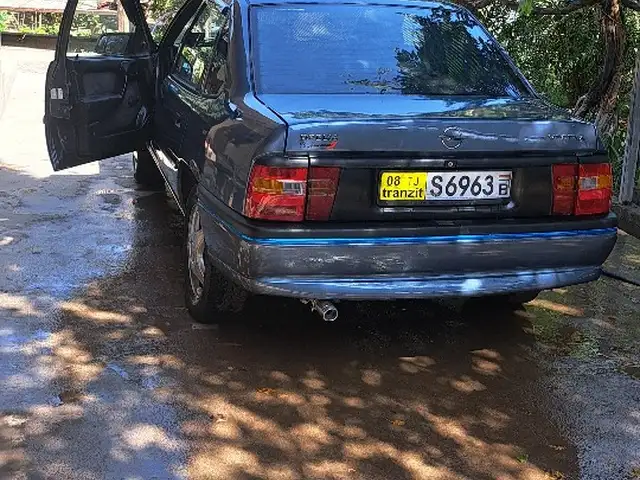 Opel Vectra A