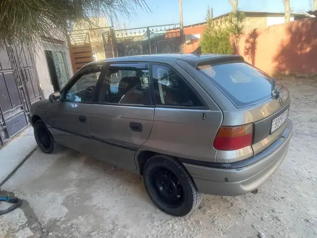 Opel Astra F