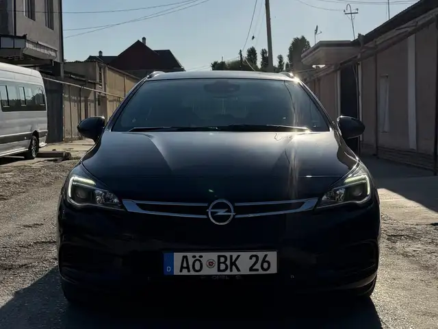 Opel Astra K