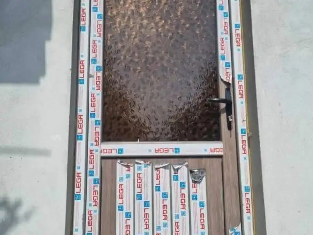 Дверь окео, Душанбе