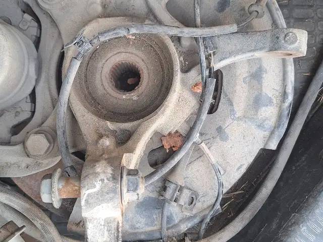 Кулак Hyundai Avante MD, Худжанд