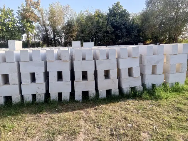 Пеноблок, Дӯстӣ (Ҷиликул)