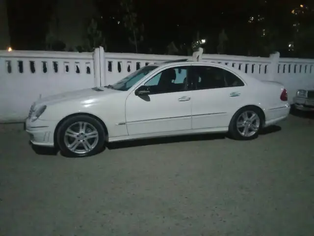 Mercedes-Benz E class