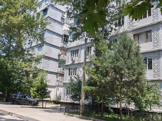 3-комн. квартира, 9 этаж, 75м², 33 мкр, Душанбе