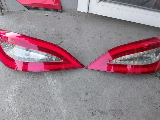 Задний фонарь Mercedes-Benz W218 CLS, Хуҷанд