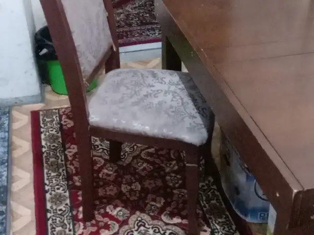 Стол и стул, Душанбе
