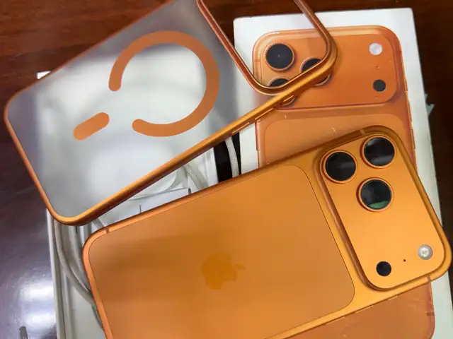 Apple iPhone 17 Pro Max, 256 gb, Cosmic Orange, Душанбе