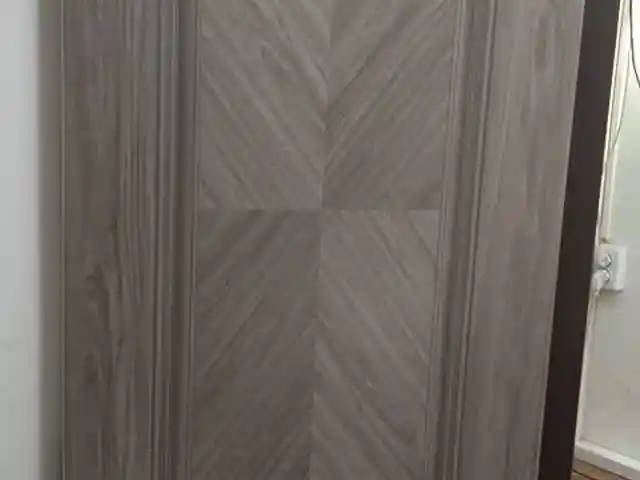 Дверь, Душанбе