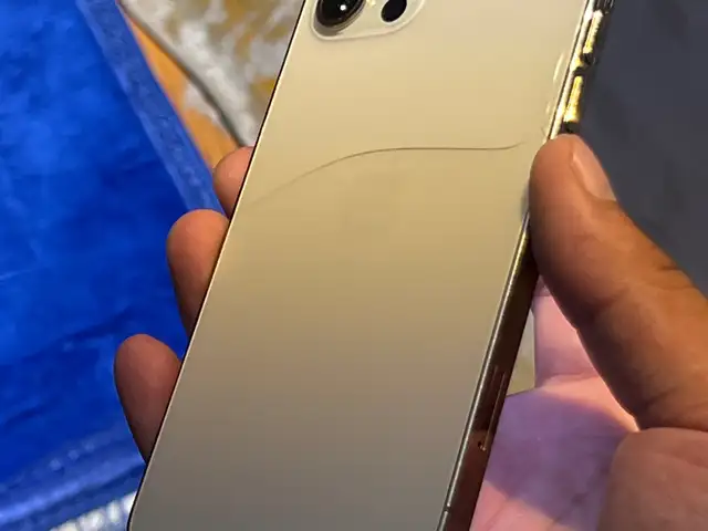 Apple iPhone 12 pro, 128 gb, Gold, Душанбе
