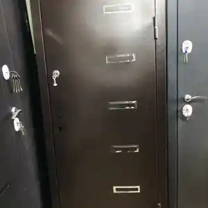Дверь, Душанбе