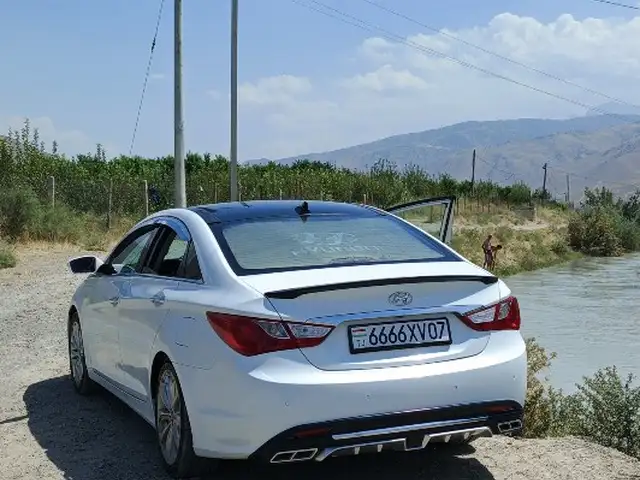 Hyundai Sonata