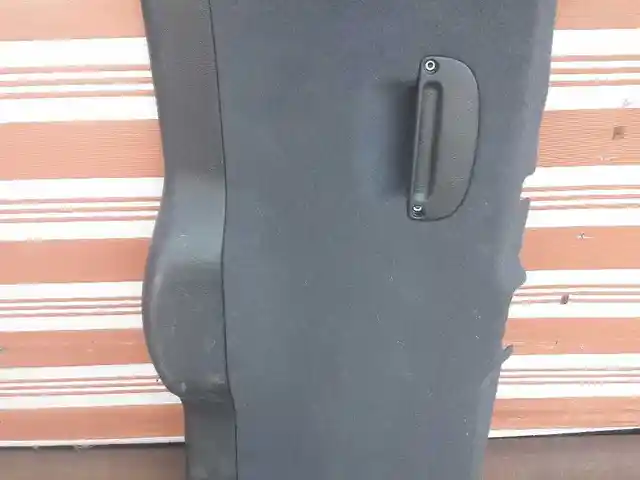 Обшивка багажа от Opel Astra G, Душанбе