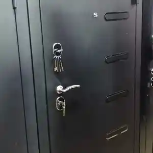 Дверь, Душанбе