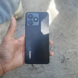 Realme C53, Исфара