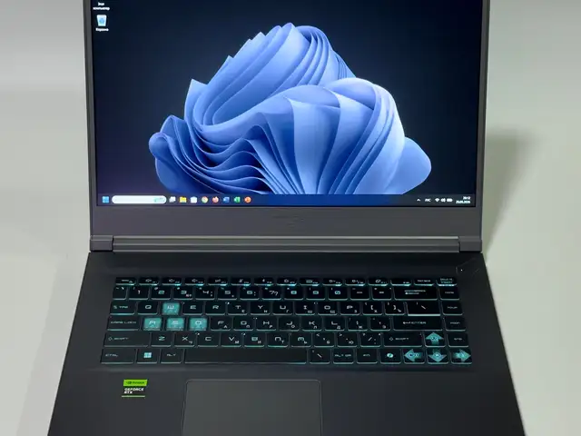 Игровой ноутбук MSI Thin 15 i5-13gen, Худжанд