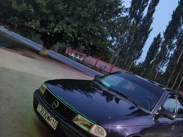Opel Astra F