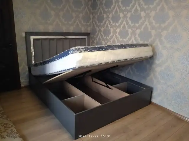 Кровать двуспальная, Душанбе