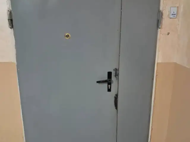 Дверь, Душанбе