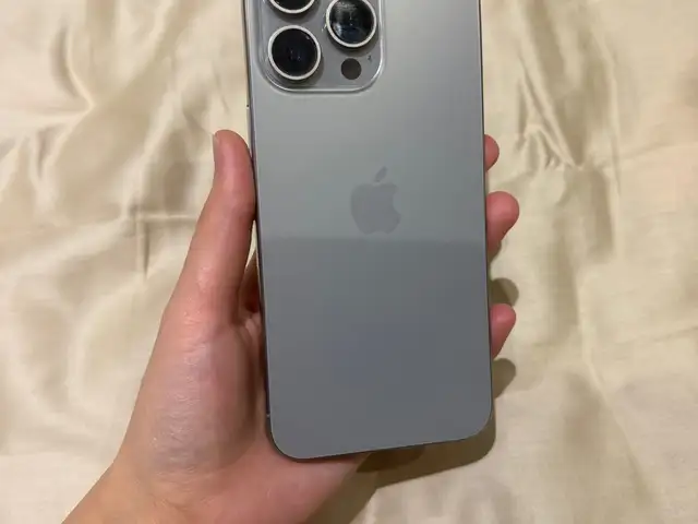 Apple iPhone 15 Pro Max, 256 gb, Natural Titanium, Душанбе