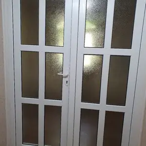 Пластиковая дверь, Душанбе