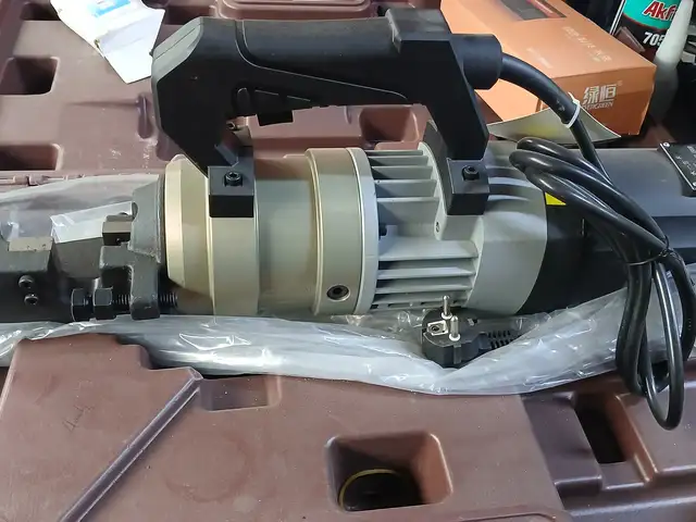 Арматурабурак, Душанбе