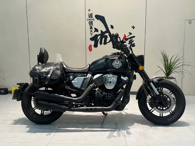Мотоцикл Benda 300 cc, Душанбе