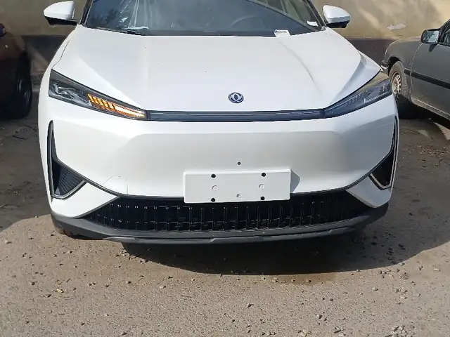Dongfeng L7