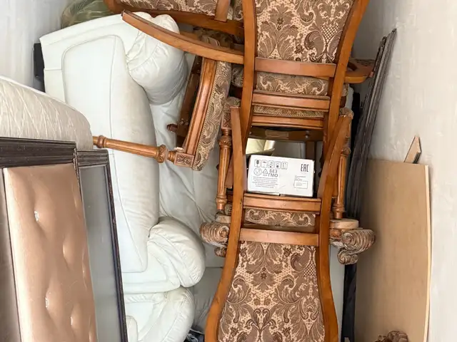 Стол с стульями, Душанбе