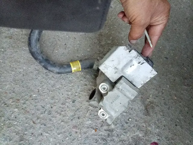 Клапан ЕГР радиатора Hyundai 1.7 дизель 284102A600 2010-20, Душанбе