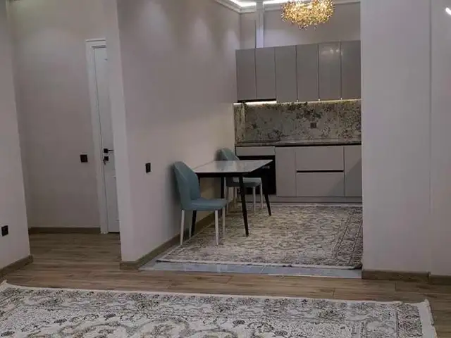 2-комн. квартира, 5 этаж, 90м², И. Сомони, Душанбе