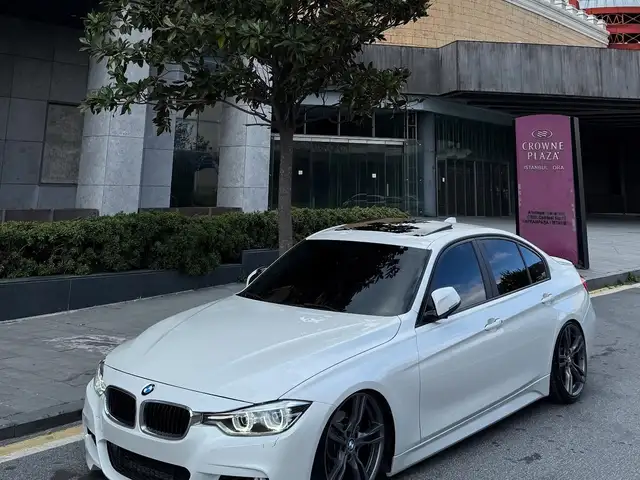 Защитник BMW, Худжанд