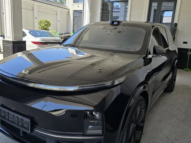 Li Auto (LiXiang) L9