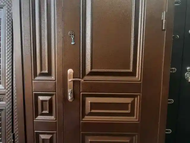 Железная дверь, Душанбе